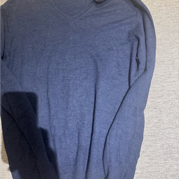 Black Brown 1826 Merino Wool V-Neck Sweater Bundle - Picture 7 of 7